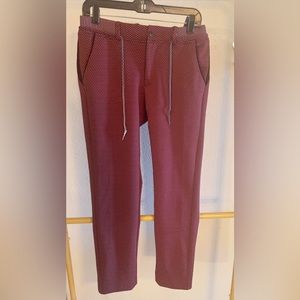 Men burgundy trousers